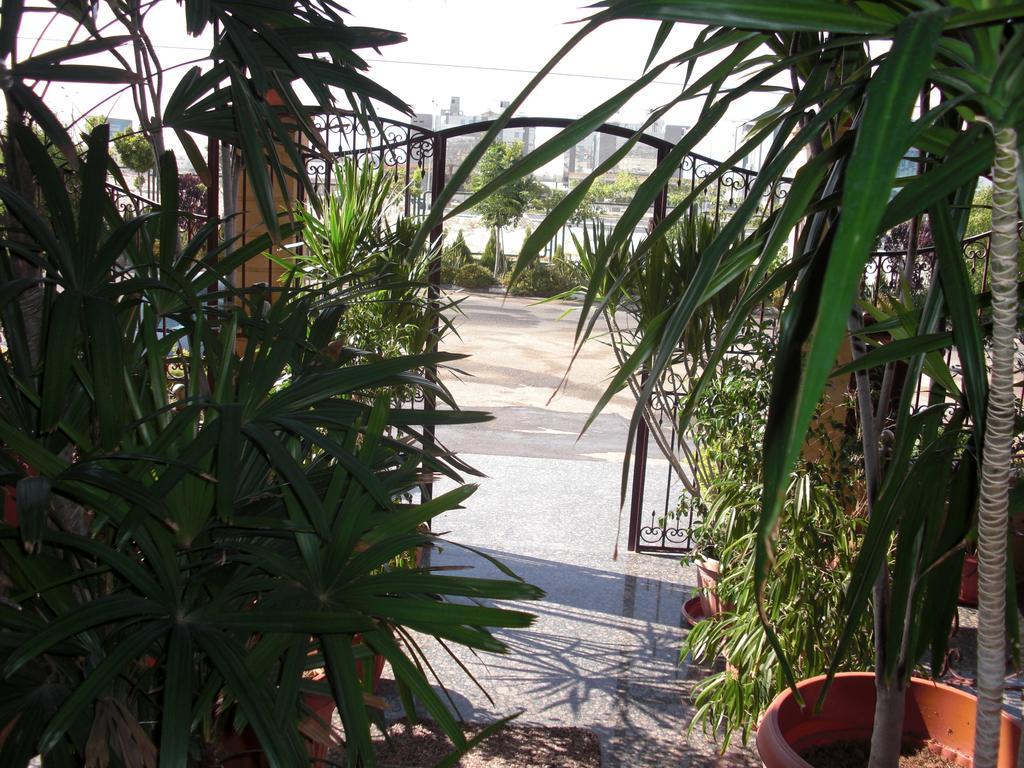 Cairo Plaza Guest House 6th of October City Exteriör bild